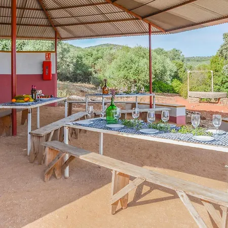 Beautiful In With Kitchenette Holiday home Estepa